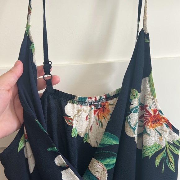 Floral Romper - Picture 11 of 11